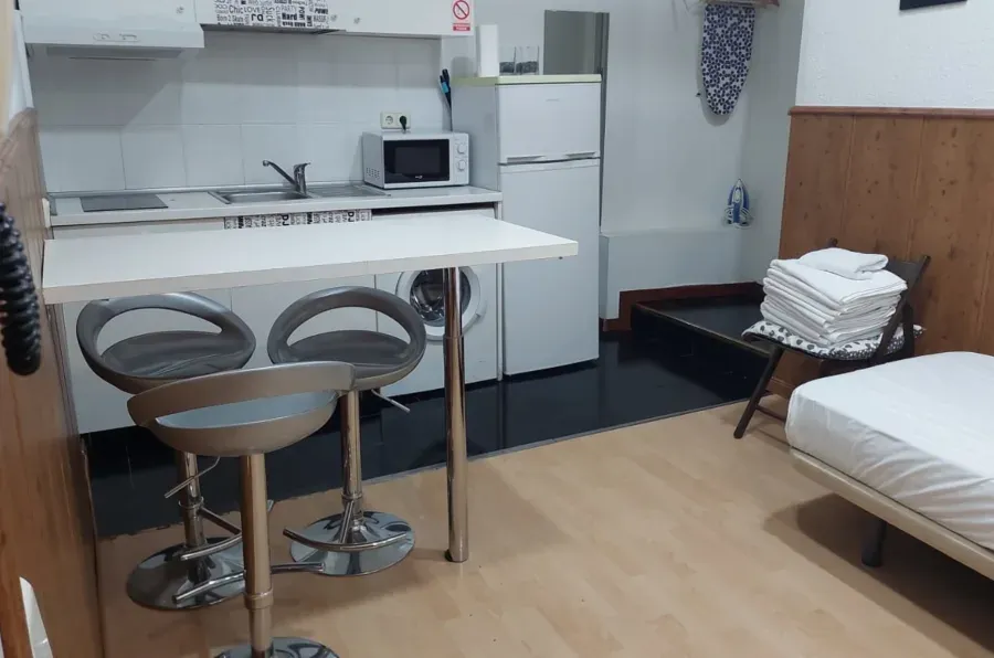 (092) Hab.Estudio Plaza Central 16